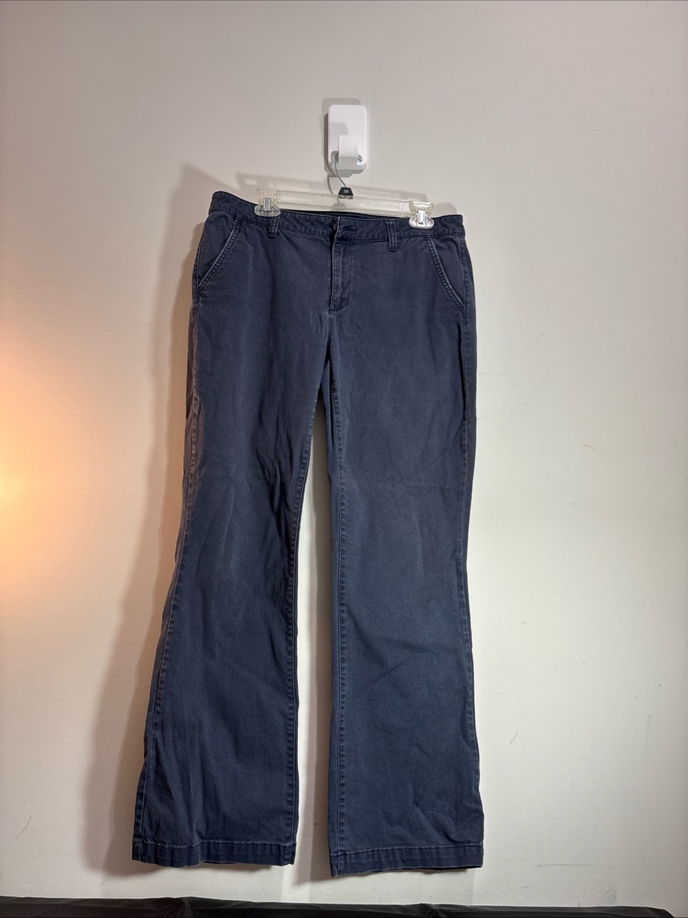 Aeropostale Women’s Navy Blue Flare Jeans. J-89